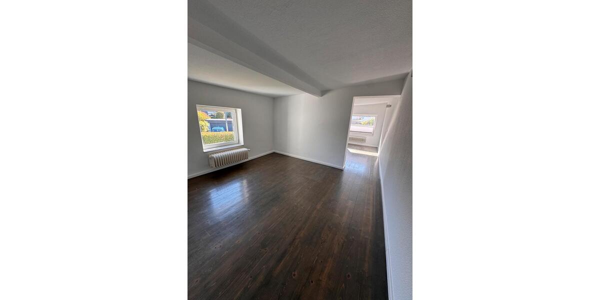 Einfamilienhaus Düren - 3 Zimmer, 120 m&sup2;, 1.400&euro; | Angebot:26443118
