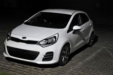 Kia Rio 78.333 km 9.860 € Aldenhoven 52457