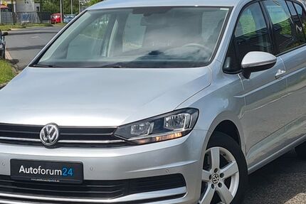 VW Touran 85.000 km 14.799 &euro; Jülich 52428