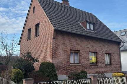 Haus Kreuzau Stockheim Stockheim - 4 Zimmer, 100 m&sup2;, 245.000&euro; | Angebot:26853827