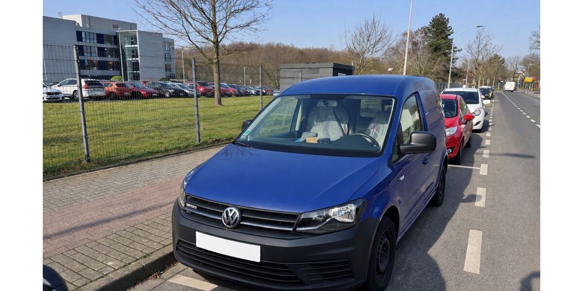 VW Caddy 119.500 km 7.499 &euro; Aachen 52134