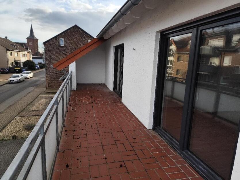 Wohnhaus von Privat mit Büro Praxis in Düren - Lendersdorf
