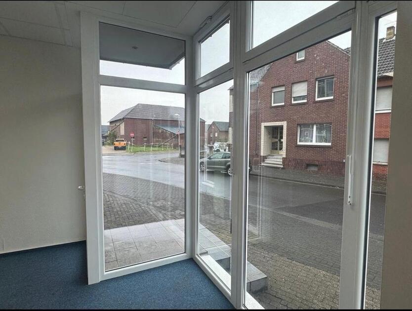 Attraktive 92 m² Büro- oder Schulungsfläche im Herzen von Hückelhoven – sofort verfügbar!