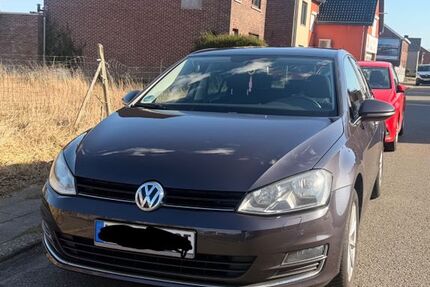 VW Golf 127.000 km 9.200 &euro; Selfkant 52538
