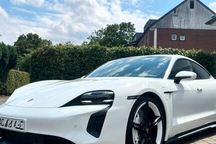 Porsche Taycan 23.446 km 79.900 &euro; Alsdorf 52477