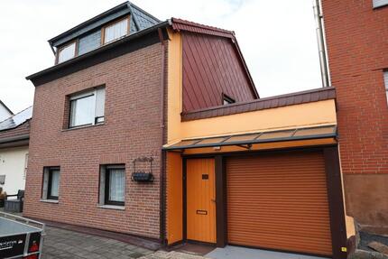 Haus Niederzier - 5 Zimmer, 95 m&sup2;, 169.000&euro; | Angebot:27617864