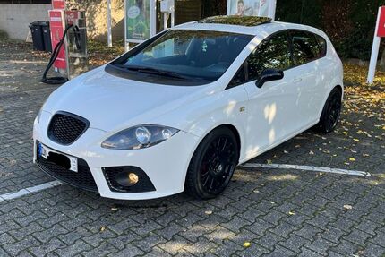 Seat Leon 96.544 km 9.000 € Kreuzau 52372