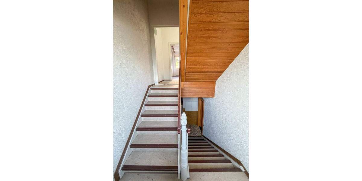 Reihenmittelhaus Stolberg (Rheinland) / Büsbach Büsbach - 7 Zimmer, 173 m&sup2;, 375.000&euro; | Angebot:25686987