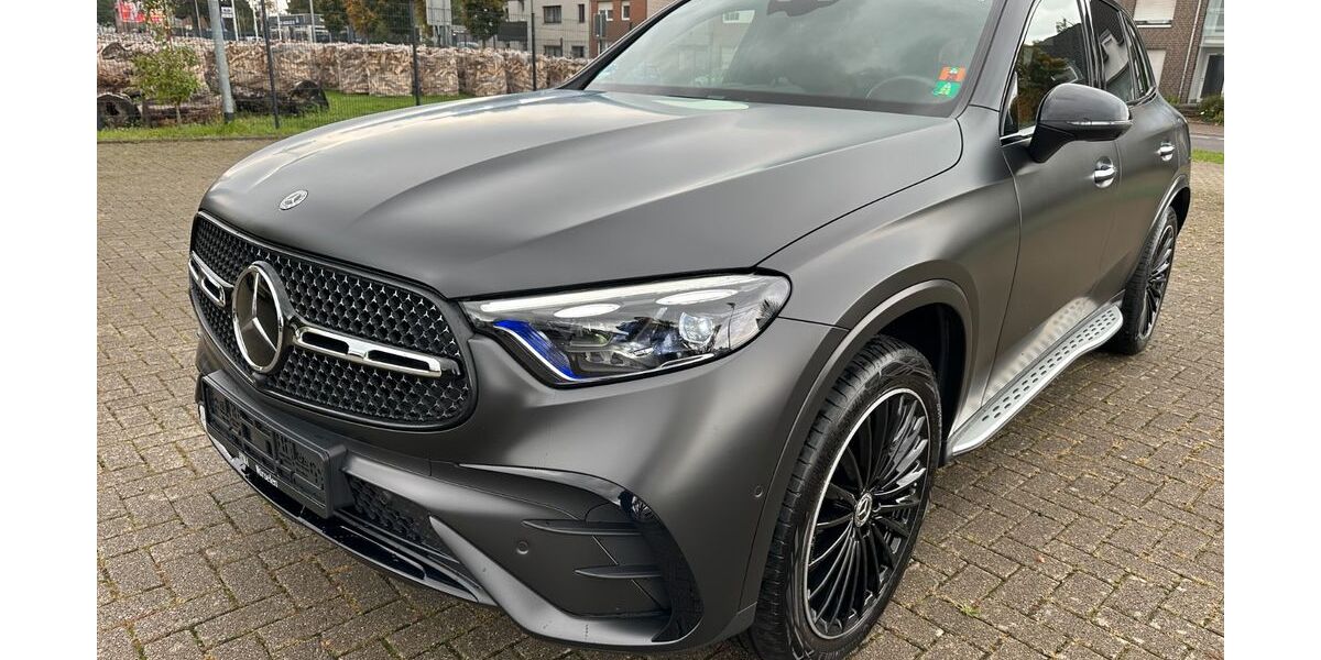 Mercedes-Benz GLC 300 24.702 km 75.999 &euro; würselen 52146
