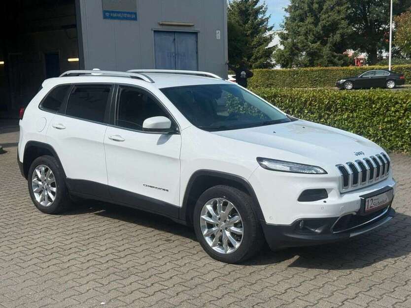 Jeep Cherokee 122.474 km 17.500 € Alsdorf - Aachen 52477