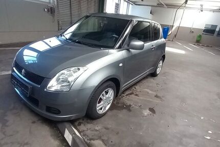 Suzuki Swift 280.000 km 1.490 € würselen 52146