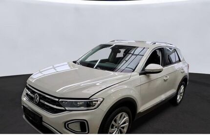 VW T-Roc 28.890 km 25.470 &euro; Aachen 52078