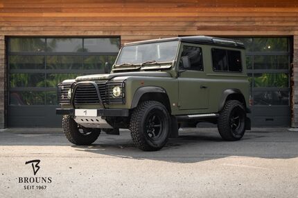 Land Rover Defender 160.000 km 29.950 &euro; Aachen 52072