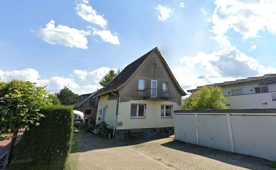 Haus zum Kaufen in Heinsberg 140.000 € 400 m² 15 zimmer