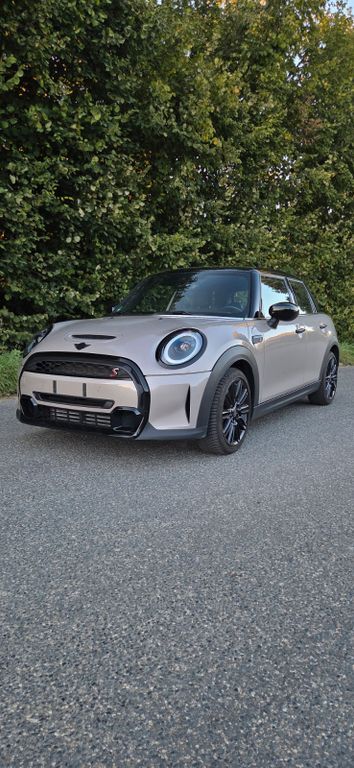 Mini Cooper S 31.000 km 28.790 € Stolberg 52222