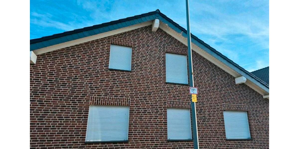 Einfamilienhaus KFW55 232m 2011 2 Garagen mit Restarbeiten 5 zimmer