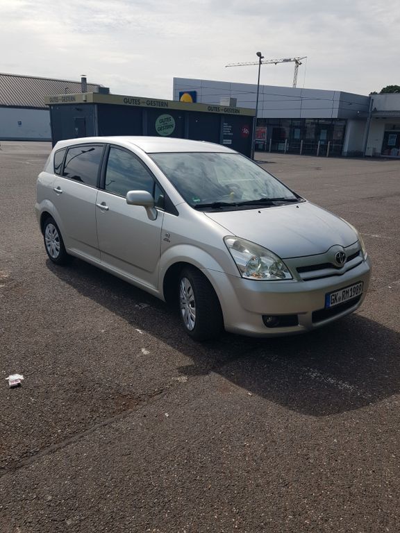 Corolla Verso