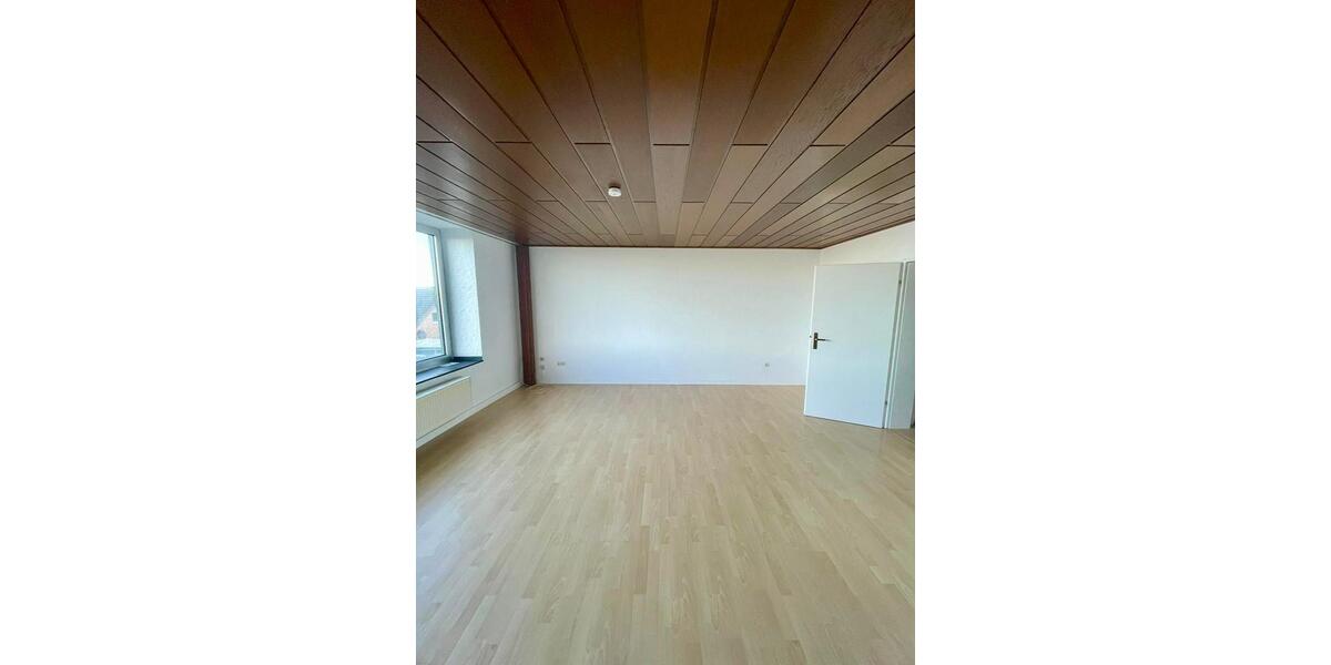 Etagenwohnung Nideggen - 2 Zimmer, 64 m&sup2;, 450&euro; | Angebot:25978473