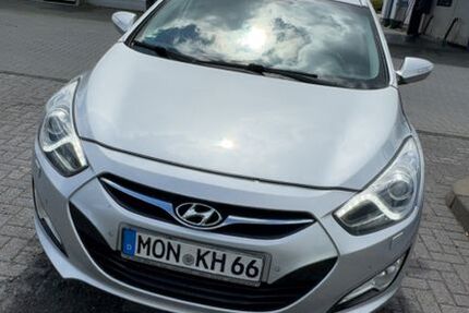 Hyundai i40 230.000 km 6.000 &euro; Monschau 52156