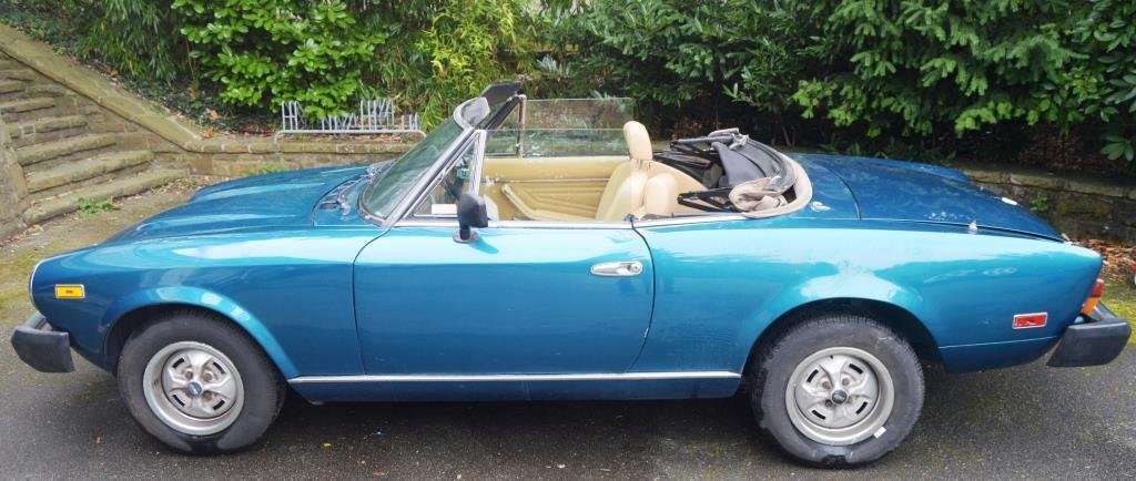 Fiat 124 Spider 89.000 km 4.200 € Aachen 52076