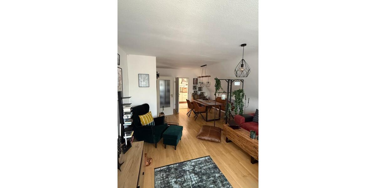 Etagenwohnung Aachen Eilendorf - 3 Zimmer, 85 m&sup2;, 1.300&euro; | Angebot:26303708
