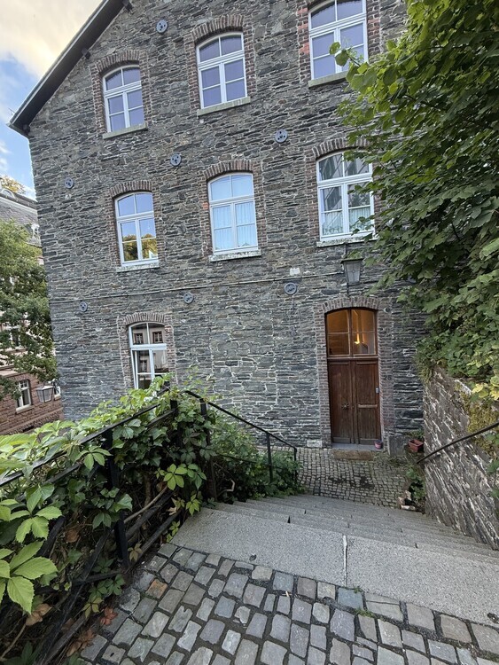 Zur Miete in Monschau: Stilvolle Stadtwohnung mit Flair! 3 zimmer