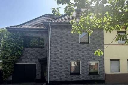 Haus Düren Mariaweiler-Hoven - 5 Zimmer, 120 m&sup2;, 220.000&euro; | Angebot:26962292