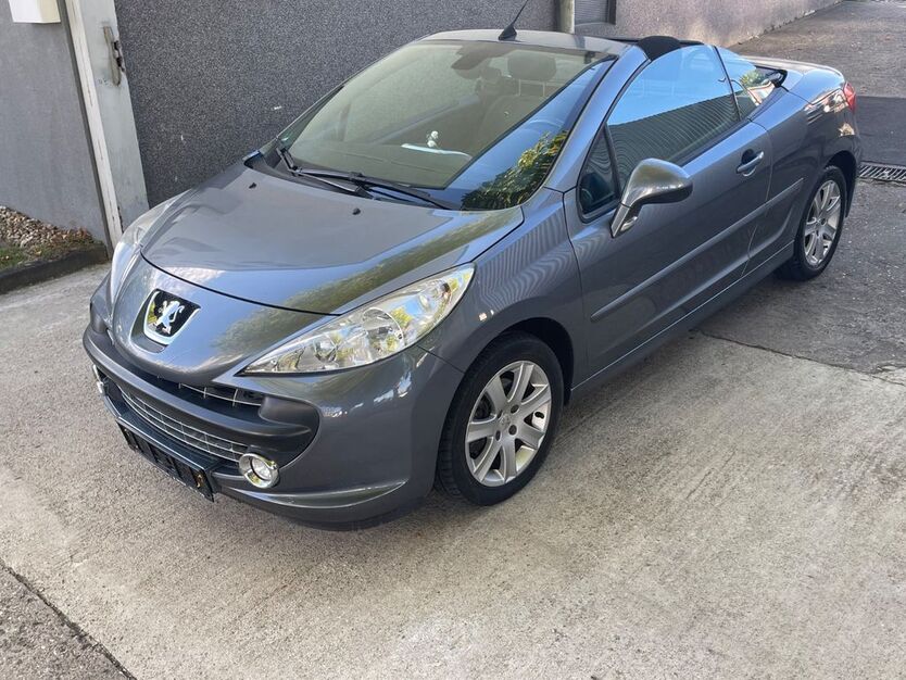 Peugeot 207 125.000 km 4.000 € Aachen 52070