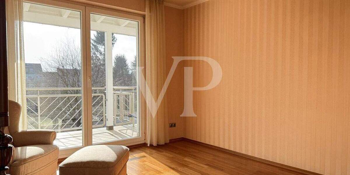Etagenwohnung Eschweiler - 3 Zimmer, 185 m&sup2;, 1.350&euro; | Angebot:25800937