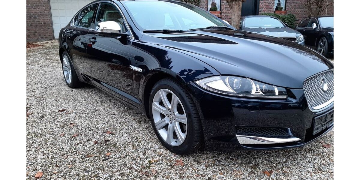 Jaguar XF 167.500 km 12.980 &euro; Geilenkirchen 52511