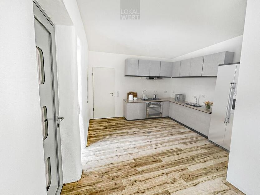 Erstbezug: Moderne 4-Zimmer mit Einbauküche und 2x exkl. Terrassen im Innenhof! - LOKALWERT