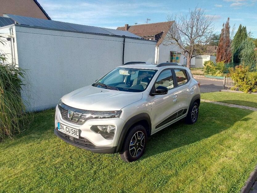 Dacia Spring 20.000 km 9.600 € Düren 52355