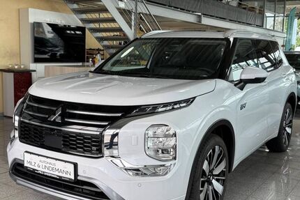 Mitsubishi Outlander 1.590 km 54.900 &euro; Übach Palenberg 52531