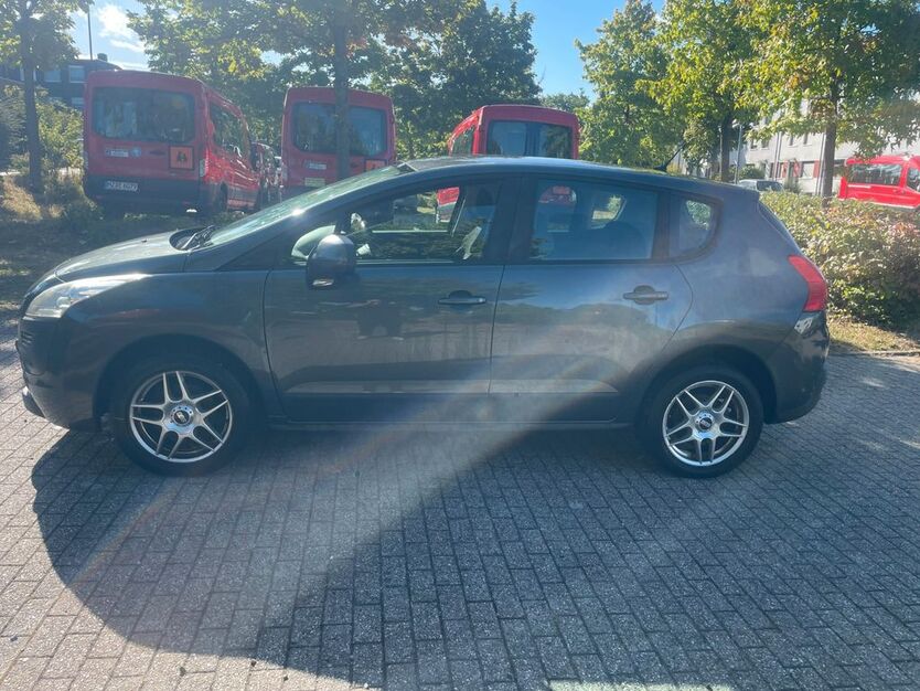 Peugeot 3008 300.000 km 1.750 € Aldenhoven 52457