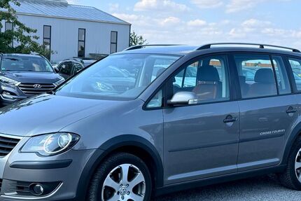 VW Touran 300.000 km 2.500 &euro; Düren 52351