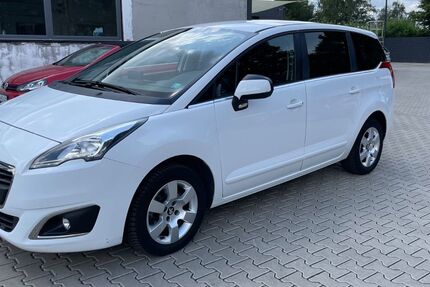 Peugeot 5008 96.000 km 6.550 &euro; Herzogenrath 52134