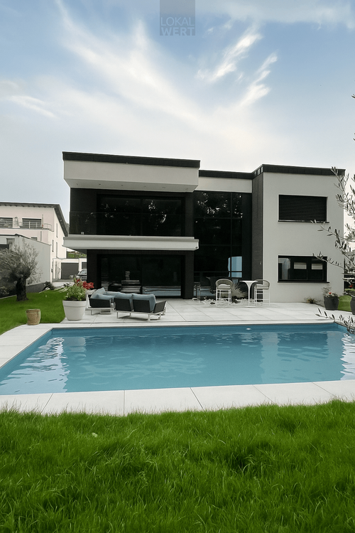 Haus zum Kaufen in Alsdorf 1.200.000 € 220 m²