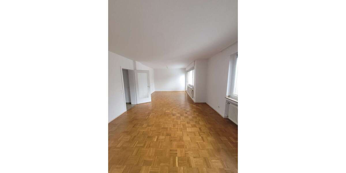 Etagenwohnung Aachen Aachen-Mitte - 4 Zimmer, 100 m&sup2;, 1.200&euro; | Angebot:26064012