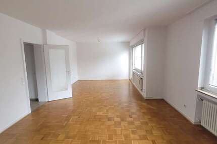 Wohnung Aachen Aachen-Mitte - 4 Zimmer, 100 m&sup2;, 1.200&euro; | Angebot:26064012