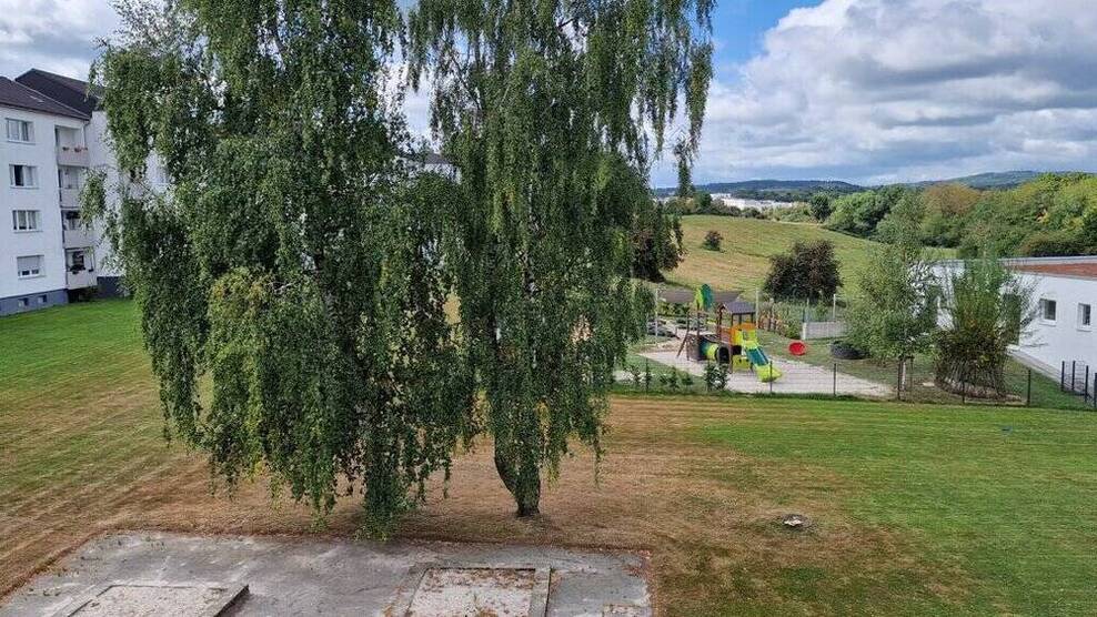 Einziehen und Wohlfühlen! Umfassend modernisierte 3-Zimmerwohnung mit Balkon in Forst