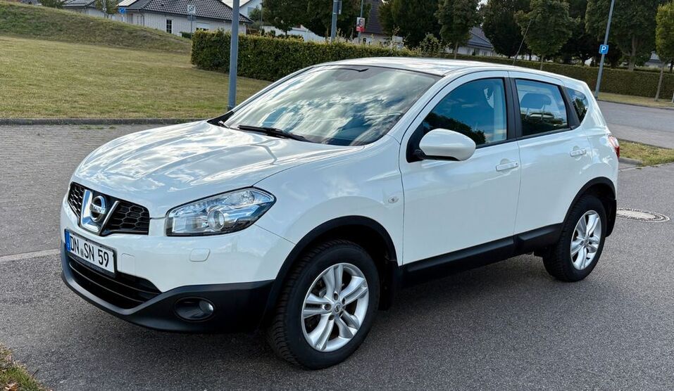 Nissan Qashqai 81.911 km 8.700 € Langerwehe 52379