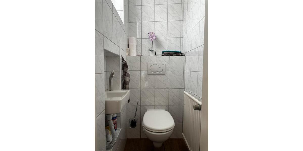 Reihenhaus Düren Mariaweiler-Hoven - 8 Zimmer, 200 m&sup2;, 350.000&euro; | Angebot:25205111