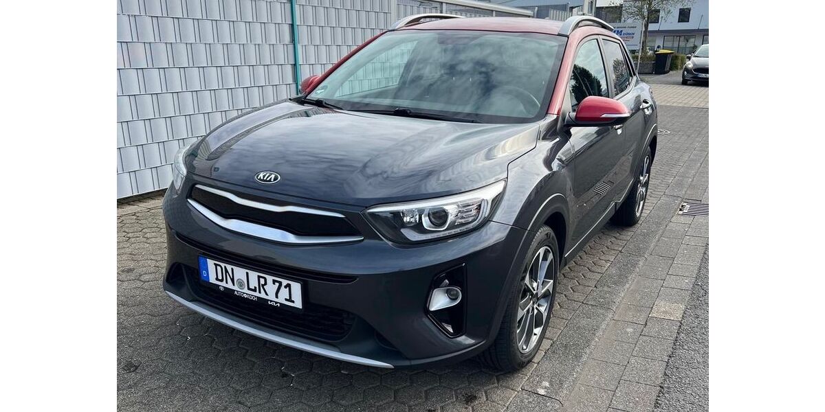 Kia Stonic 93.902 km 11.600 &euro; Kreuzau 52372
