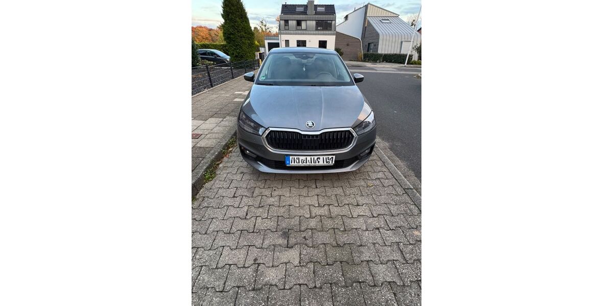 Skoda Fabia 23.000 km 18.700 &euro; Herzogenrath 52134