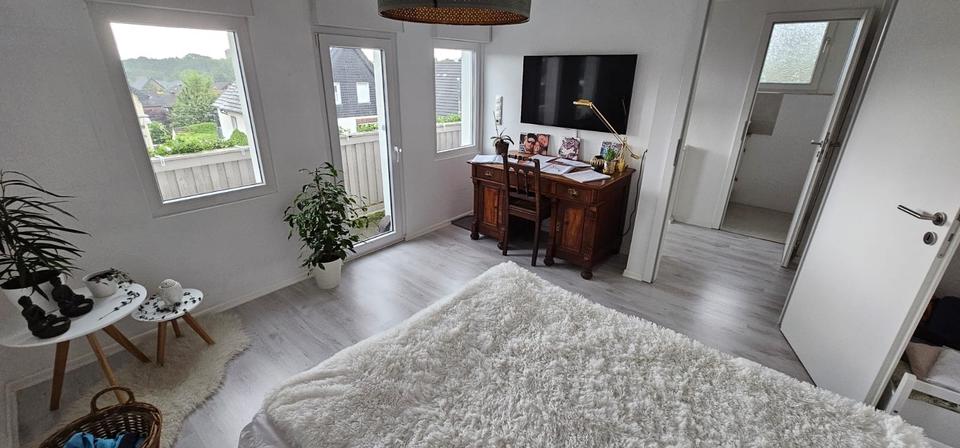 Einfamilienhaus Übach-Palenberg Palenberg - 2 Zimmer, 100 m&sup2;, 1.300&euro; | Angebot:25720935