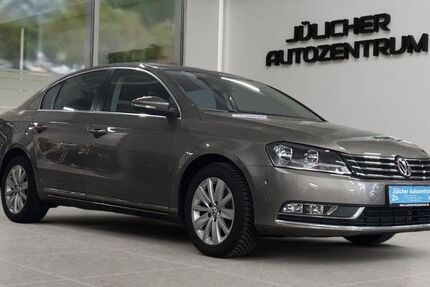 VW Passat 65.700 km 9.990 &euro; Jülich 52428