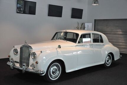 Bentley Andere 192.442 km 38.850 &euro; Eschweiler (bei Aachen) 52249