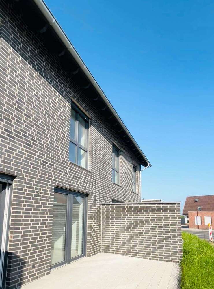Haus zum Mieten in Heinsberg 1.700 € 184 m²