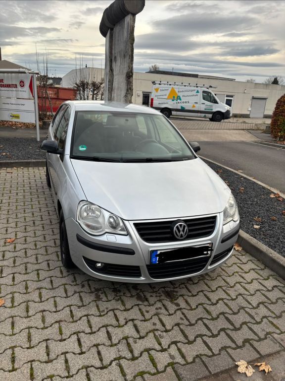 VW Polo 96.150 km 3.800 € Aachen 52076