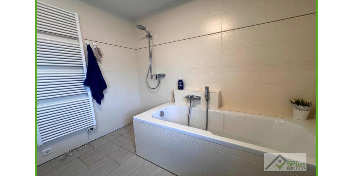 Doppelhaushälfte Alsdorf - 6 Zimmer, 172 m&sup2;, 1.650&euro; | Angebot:25713231